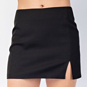 Chic Black Mini Skirt